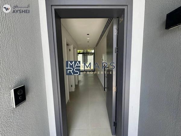 Luxurious brand new 4 bedroom villa availabl in Masaar for rent just in 195k