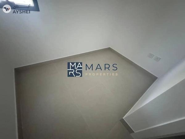 Luxurious brand new 4 bedroom villa availabl in Masaar for rent just in 195k