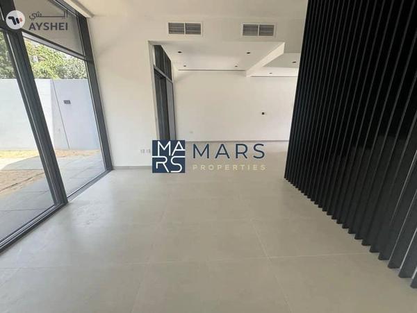 Luxurious brand new 4 bedroom villa availabl in Masaar for rent just in 195k