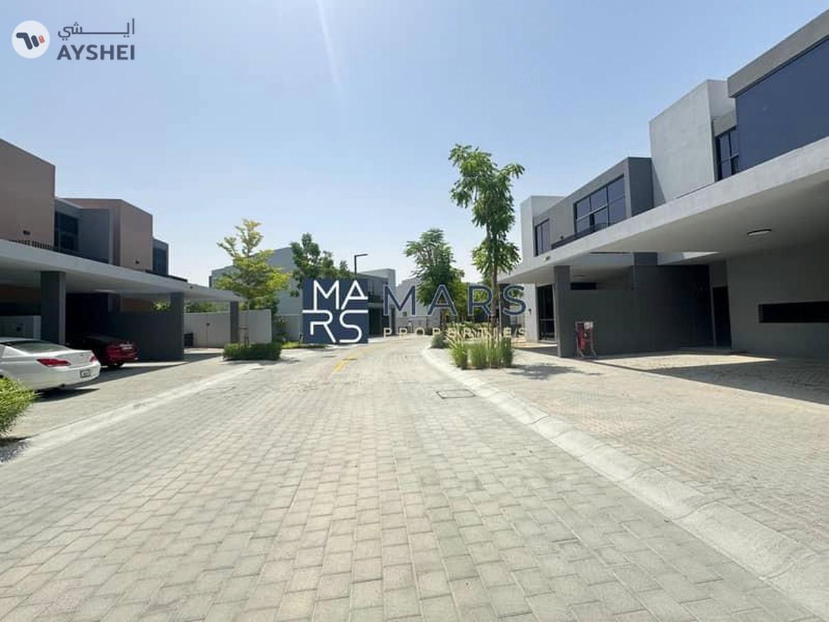 Luxurious brand new 4 bedroom villa availabl in Masaar for rent just in 195k-0-landscape