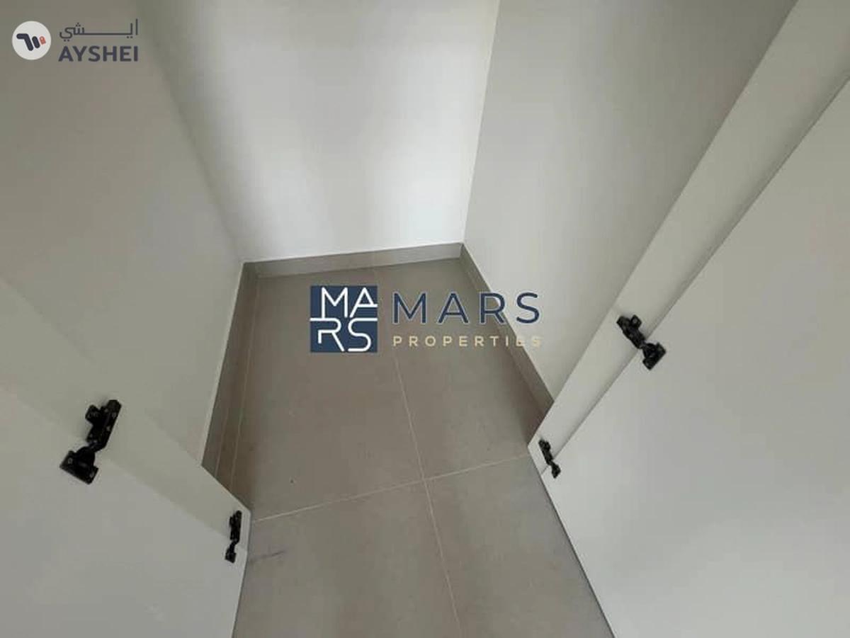 Luxurious brand new 4 bedroom villa availabl in Masaar for rent just in 195k-22-22