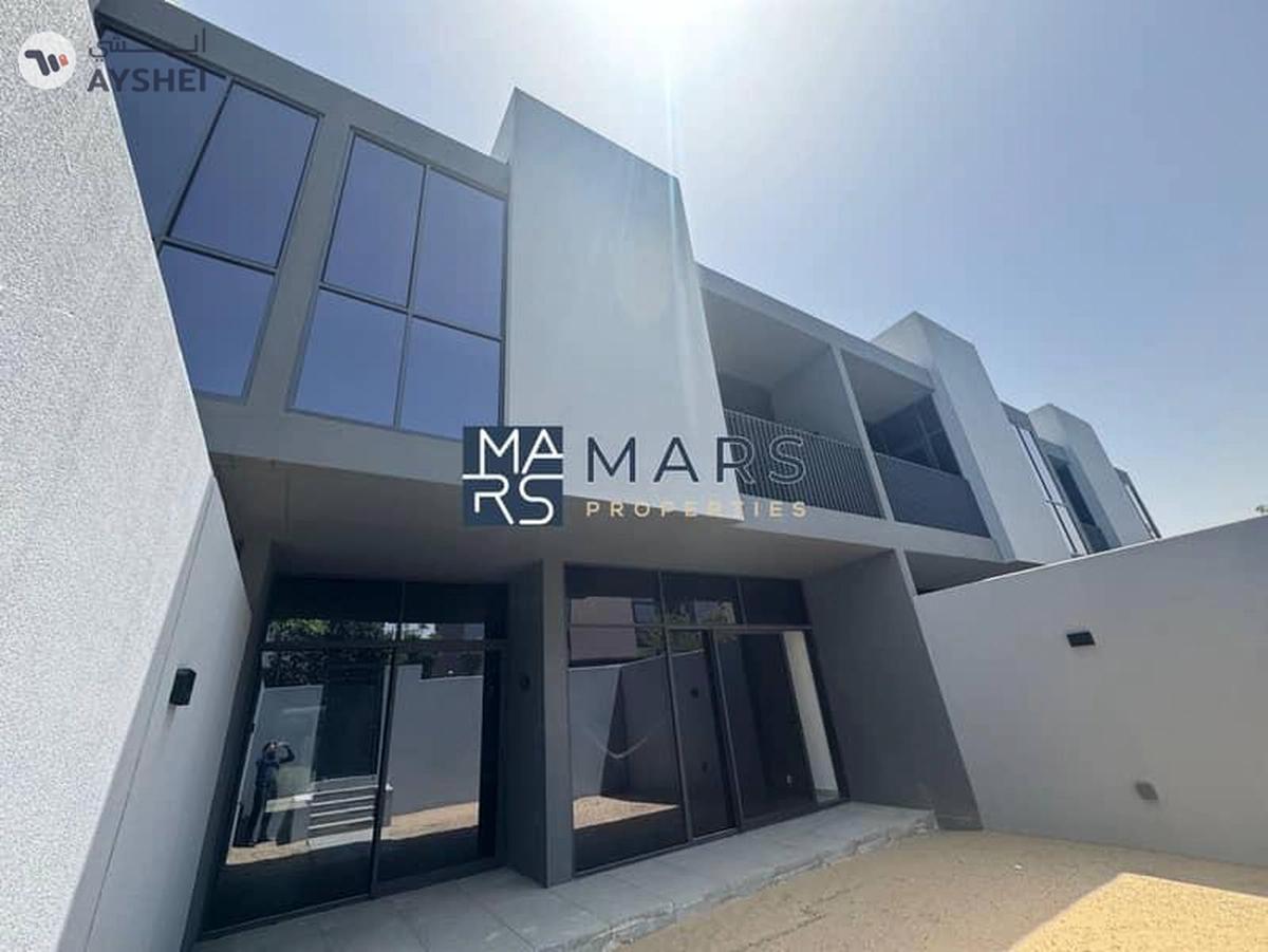 Luxurious brand new 4 bedroom villa availabl in Masaar for rent just in 195k-25-25
