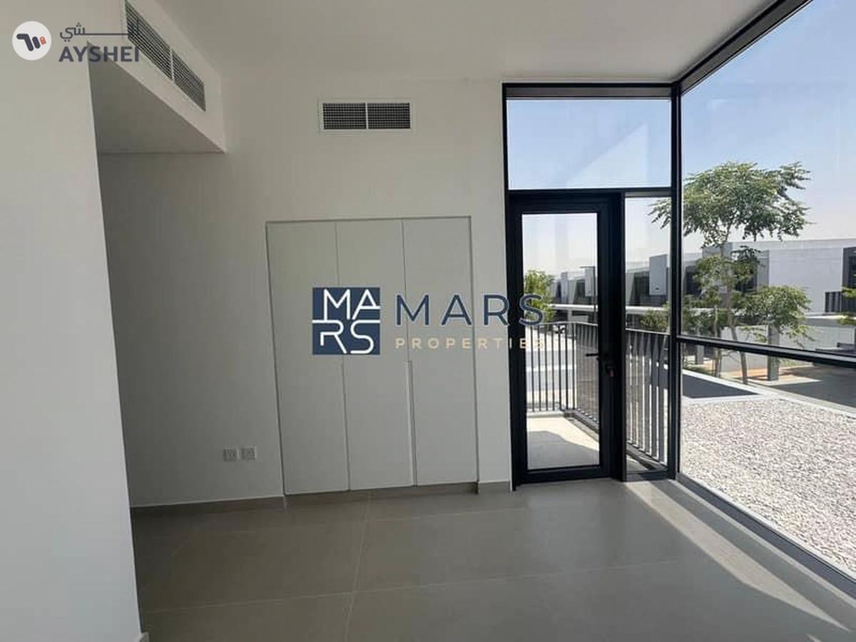 Luxurious brand new 4 bedroom villa availabl in Masaar for rent just in 195k-8-8