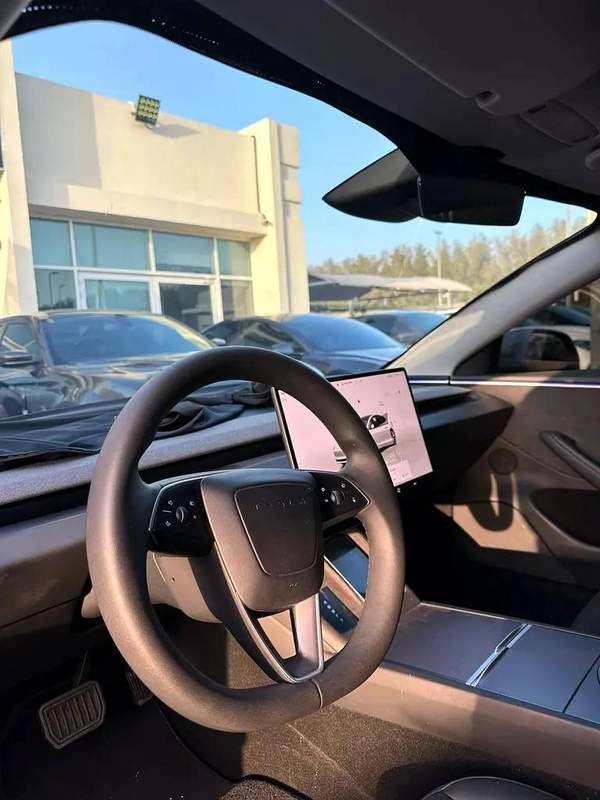 TESLA MODEL 3 LANG RANGE 2024 GCC FULL OPTION ORIGINAL PAINT UNDER WARRANTY