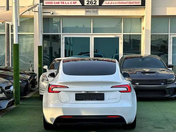 TESLA MODEL 3 LANG RANGE 2024 GCC FULL OPTION ORIGINAL PAINT UNDER WARRANTY