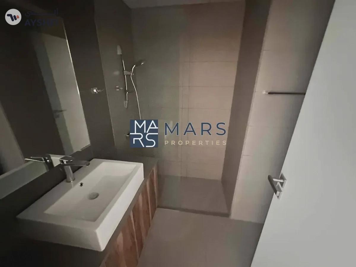 Brand new 1bhk with pool view parking free-5-5