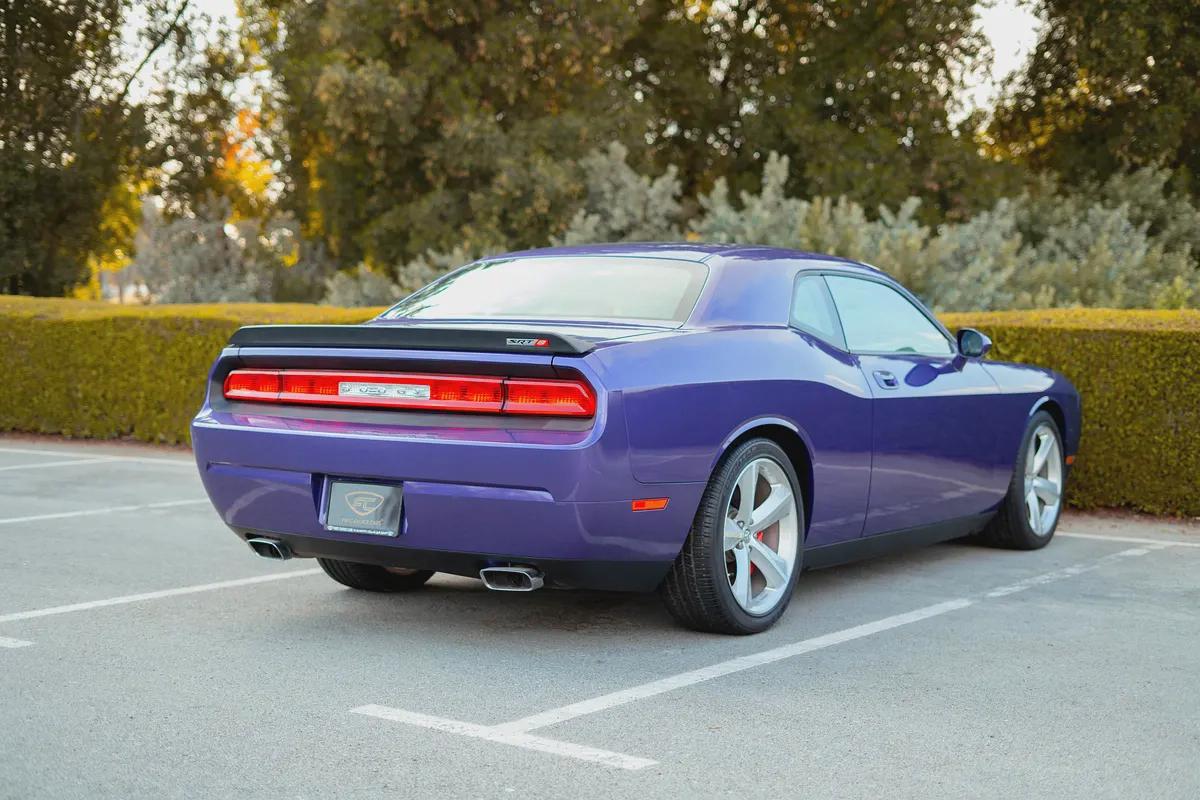 2010 Dodge Challenger SRT | GCC Specs | REF#D75287-3-3