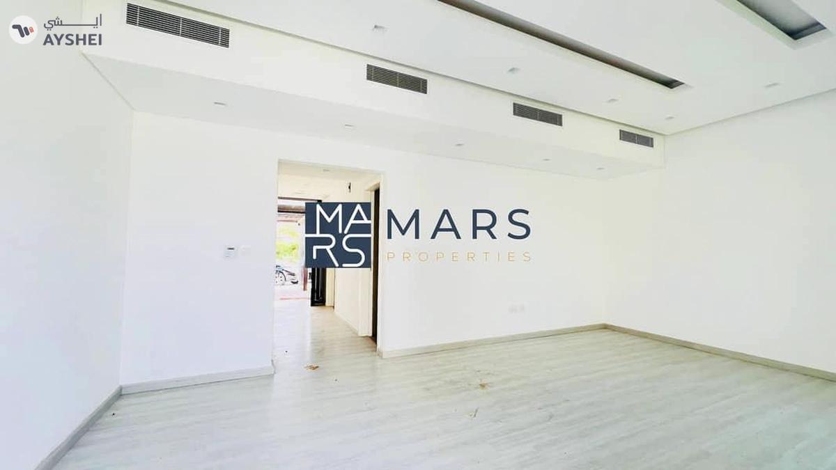 2BHK Townhouse available | Freehold | No service Fee.-1-1