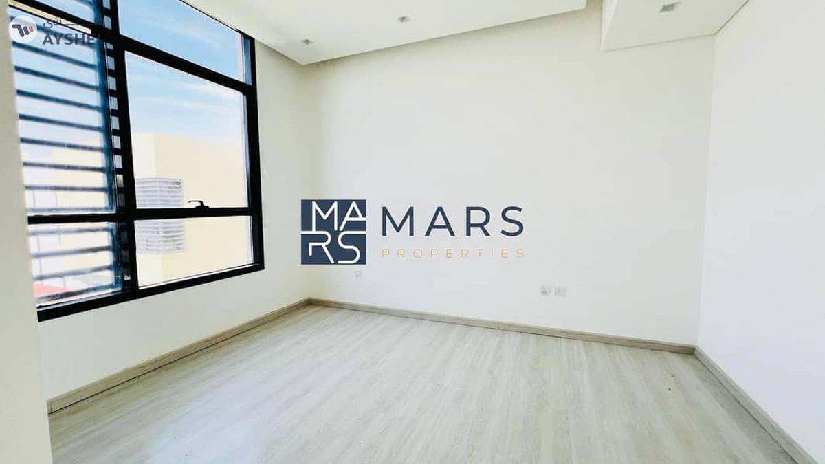 2BHK Townhouse available | Freehold | No service Fee.-8-8