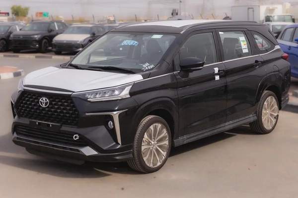 2025 Toyota Veloz - GCC Specs - Brand New