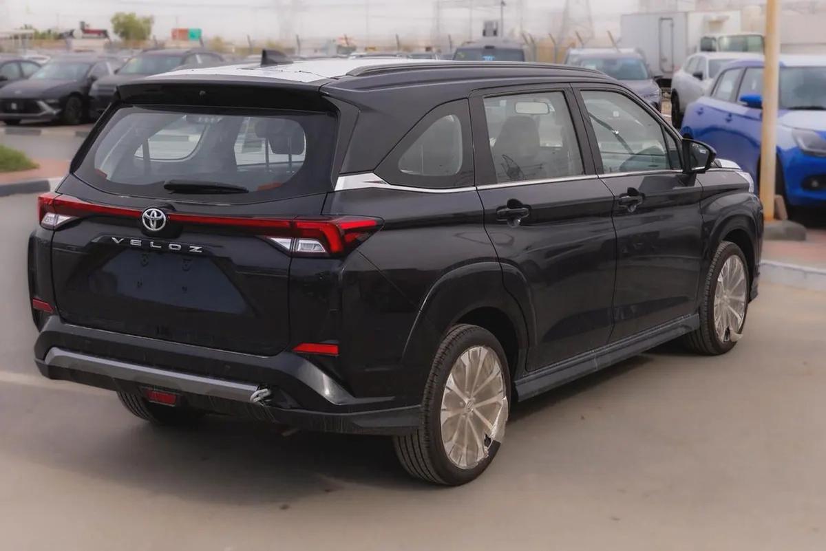 2025 Toyota Veloz - GCC Specs - Brand New-1-1