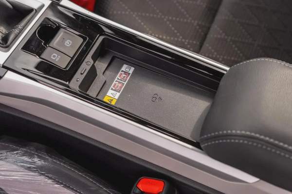 2025 Toyota Veloz - GCC Specs - Brand New