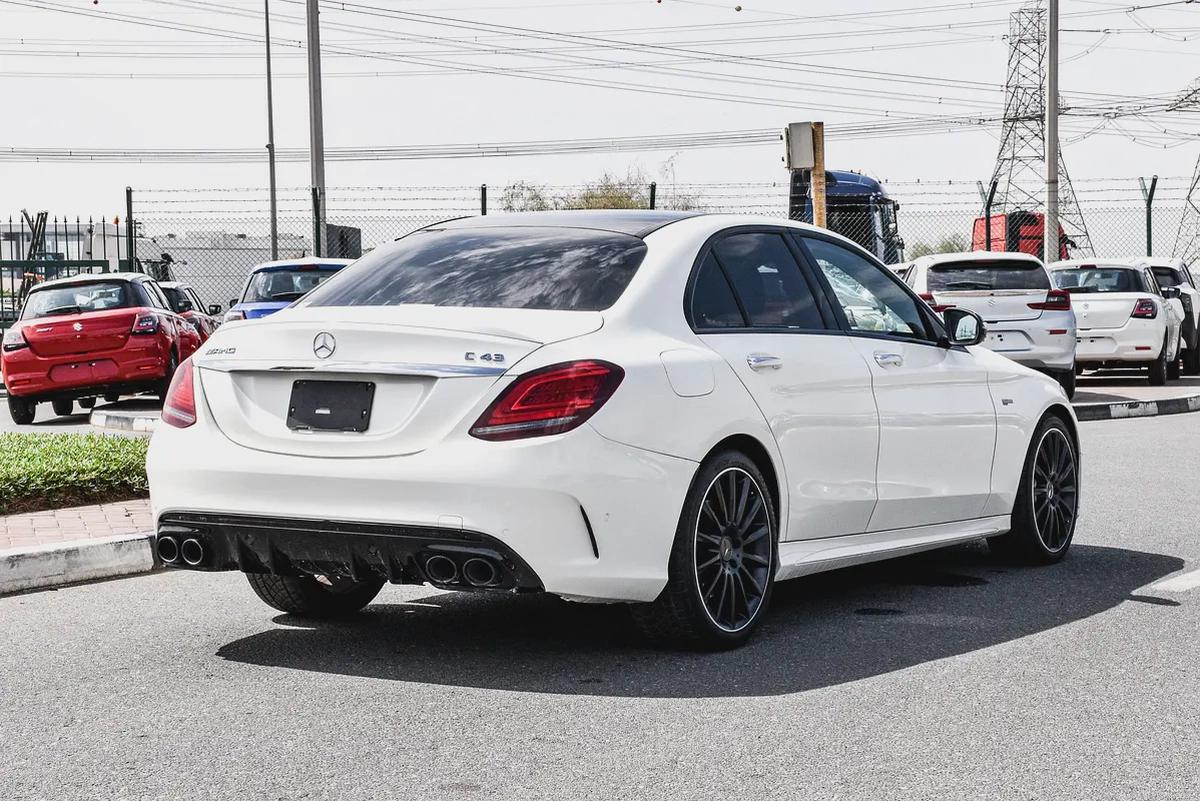 2019 - BENZ C43 AMG - BRAND NEW CONDITION - ONLY 63,000 KM-5-5