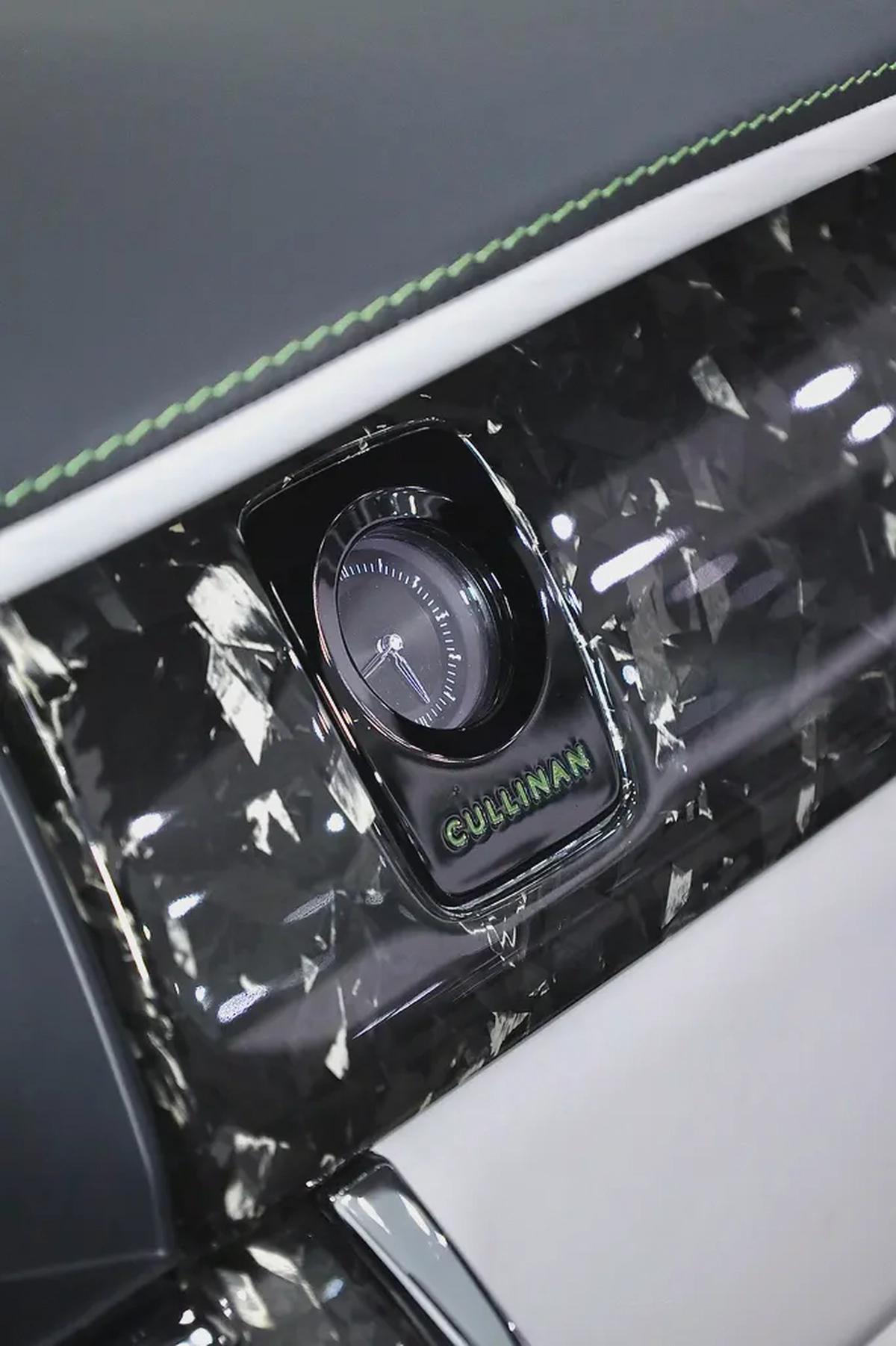 ROLLS ROYCE CULLINAN WITH MANSORY MARBLE BODYKIT + REAR ENTERTAINMENT-8-8