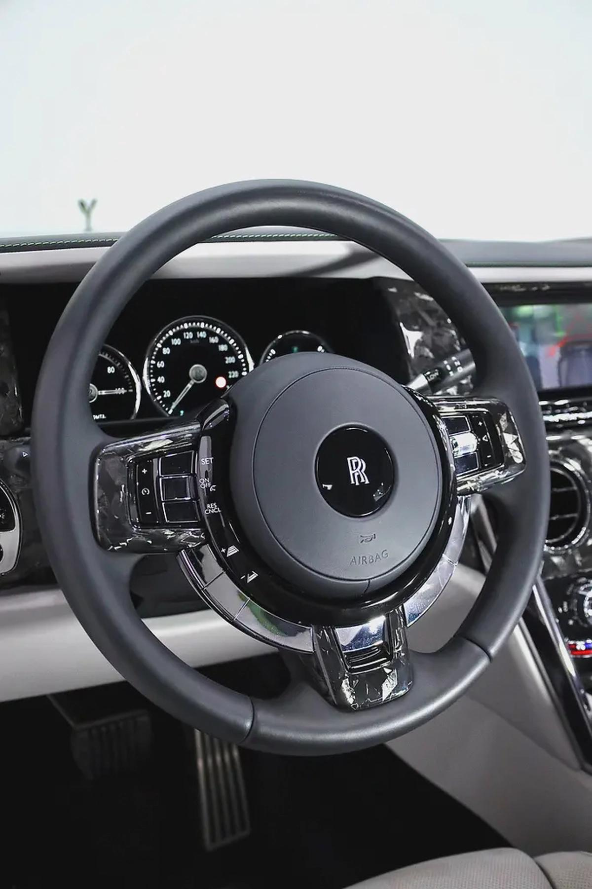 ROLLS ROYCE CULLINAN WITH MANSORY MARBLE BODYKIT + REAR ENTERTAINMENT-10-10