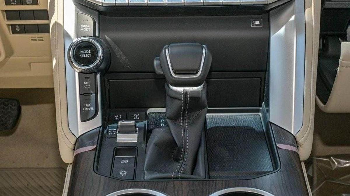 Toyota Land Cruiser VXR 3.3L-14-14