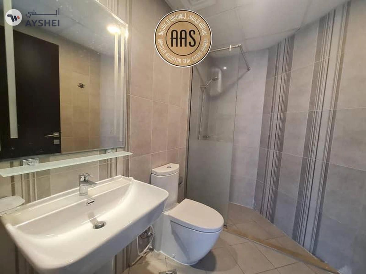 Like a new huge 2bhk with both master room all facilities-14-14