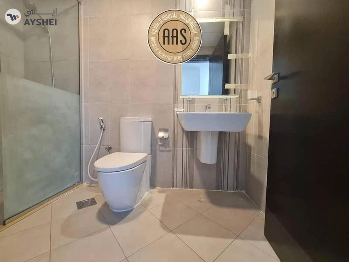 Like a new huge 2bhk with both master room all facilities-15-15