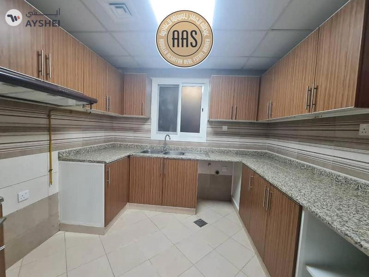 Like a new huge 2bhk with both master room all facilities-6-6