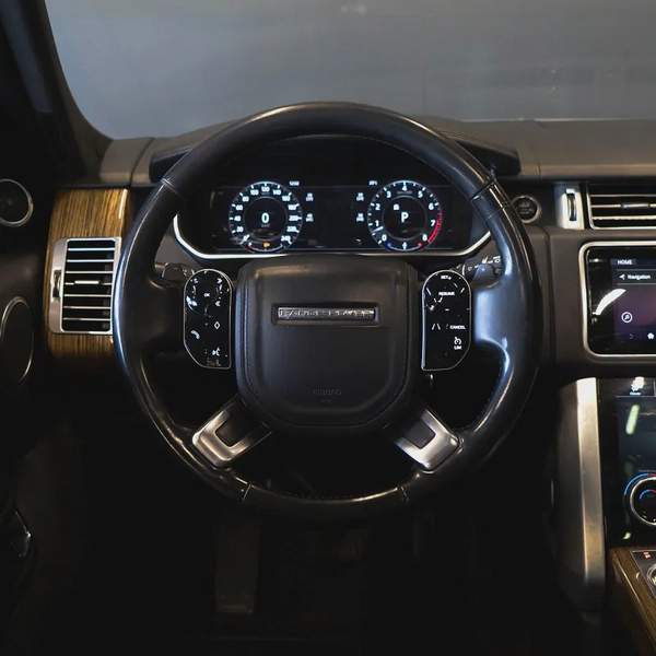 AED 2,682 pm • 0% Downpayment • Range Rover Vogue Supercharged • 1 Year Warranty