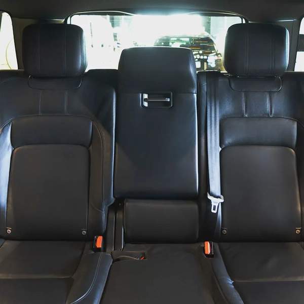 AED 2,682 pm • 0% Downpayment • Range Rover Vogue Supercharged • 1 Year Warranty