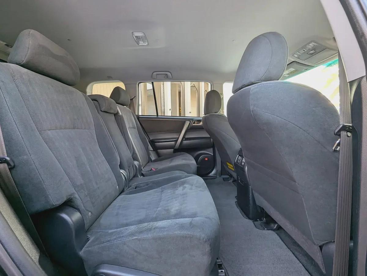 2009 TOYOTA HIGHLANDER, SPORT 3.5L V6 7 SEATER ACCIDENT FREE IN EXCELLENT CONDITION-3-3
