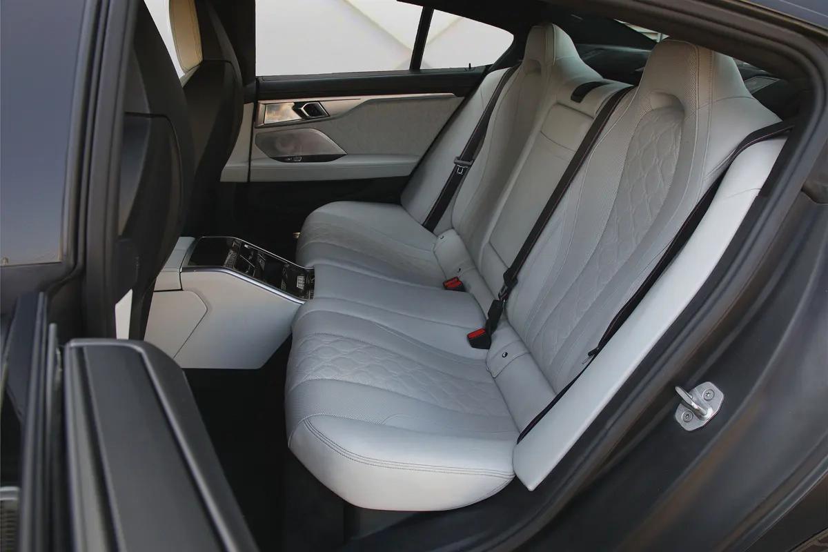 BMW M8 GRAN COUPE COMPETITION - 2020 - GCC - CARBON EDITION - FULLY LOADED --17-17