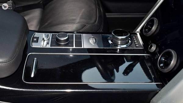 Land Rover Range Rover 5.0 L V8