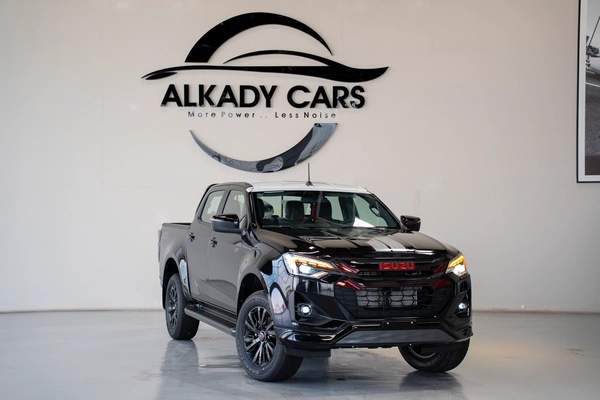 ISUZU D-MAX GT 3.0L A/T 4X4 FULL OPTION MODEL 2026 GCC SPECS