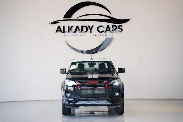 ISUZU D-MAX GT 3.0L A/T 4X4 FULL OPTION MODEL 2026 GCC SPECS