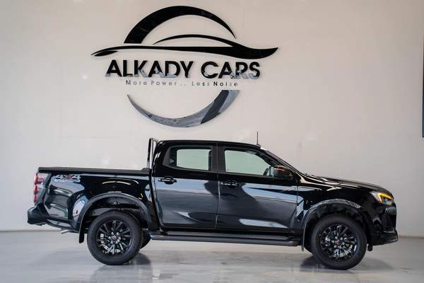 ISUZU D-MAX GT 3.0L A/T 4X4 FULL OPTION MODEL 2026 GCC SPECS