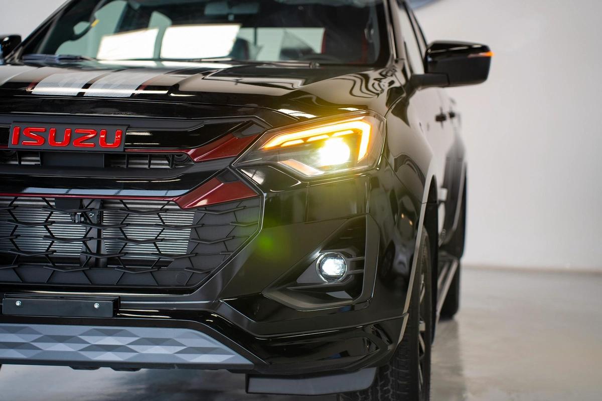 ISUZU D-MAX GT 3.0L A/T 4X4 FULL OPTION MODEL 2026 GCC SPECS-6-6