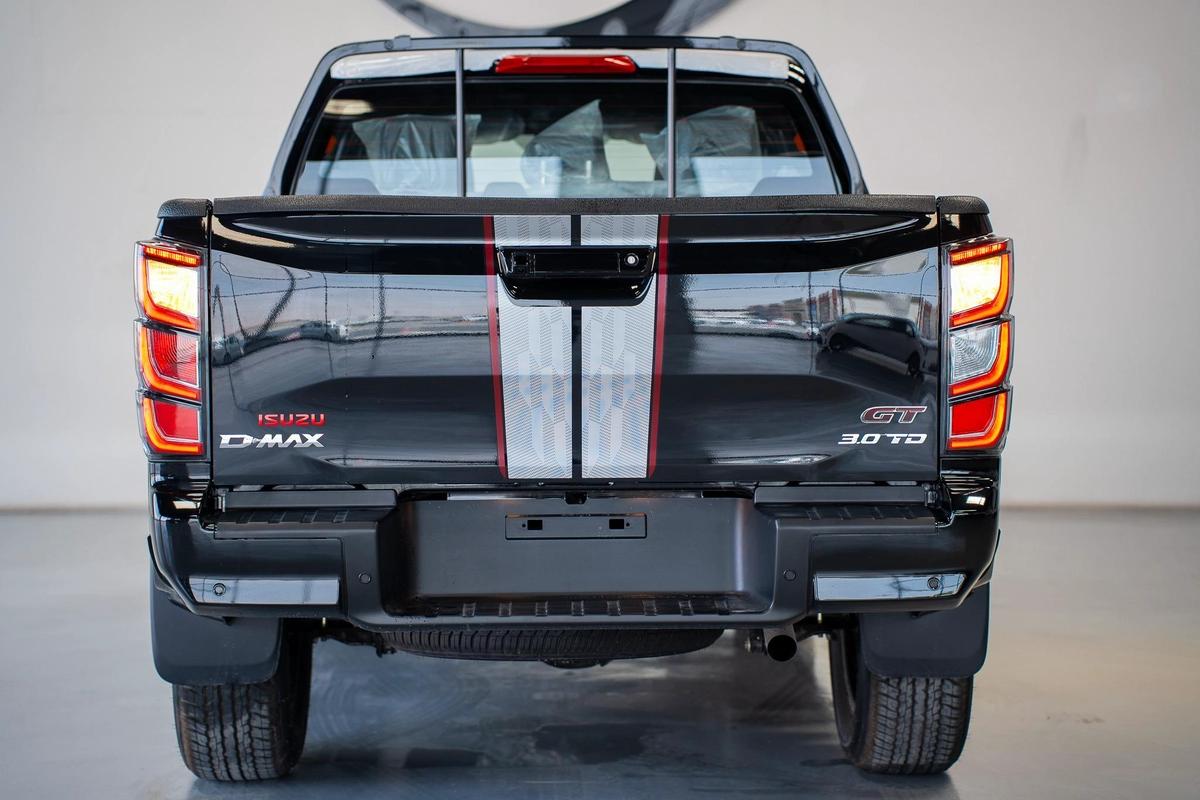 ISUZU D-MAX GT 3.0L A/T 4X4 FULL OPTION MODEL 2026 GCC SPECS-20-20