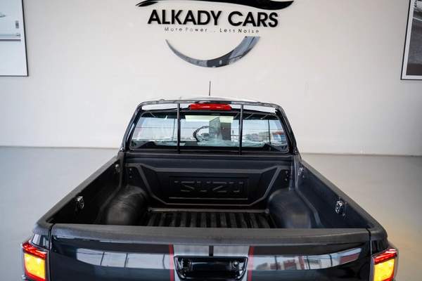 ISUZU D-MAX GT 3.0L A/T 4X4 FULL OPTION MODEL 2026 GCC SPECS