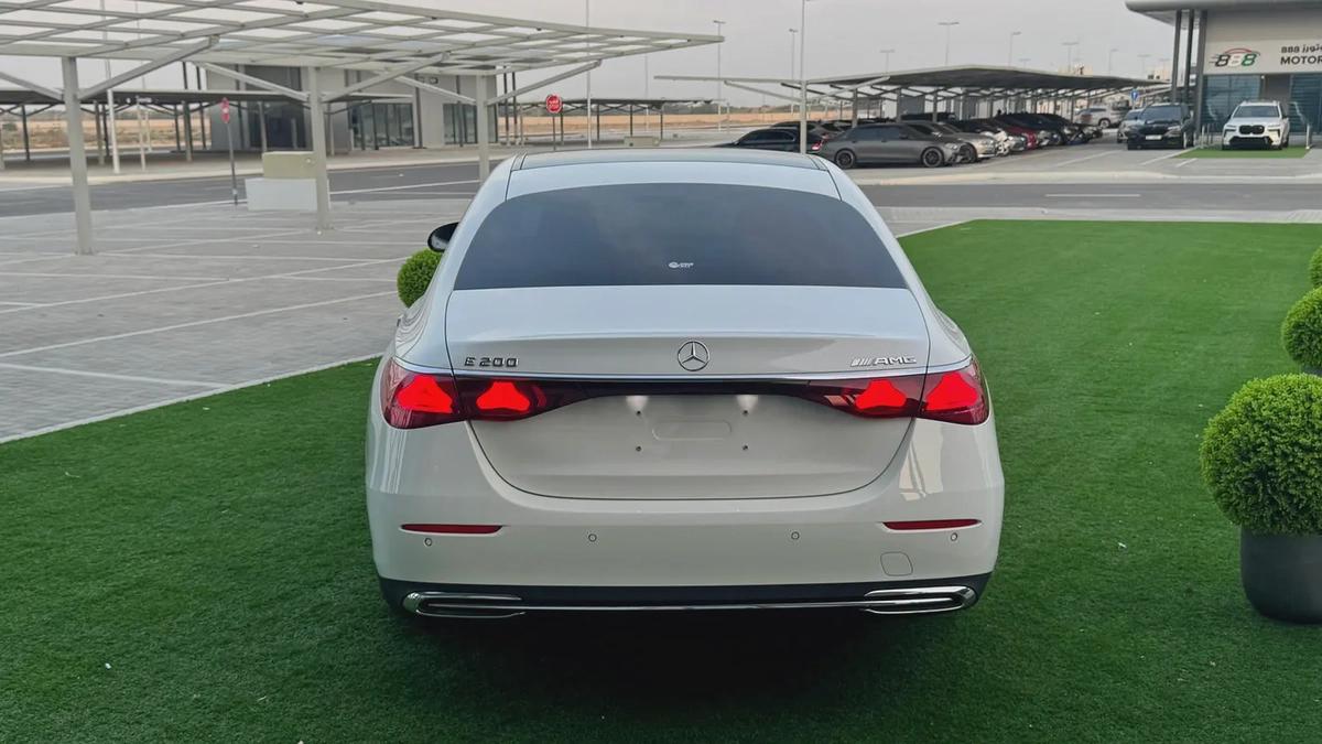 Mercedes Benz E200 8,000Km only!!-4-4