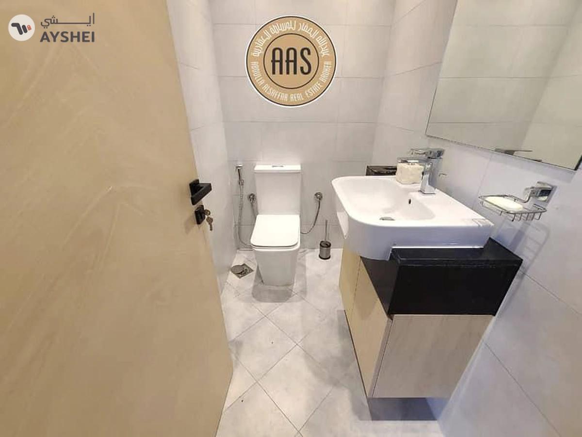 Elegant furnished 1bhk 2bathrooms in 100k balcony wardrobes 1parking-2-2