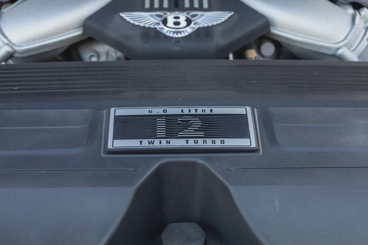 Bentley Continental GT-1-1