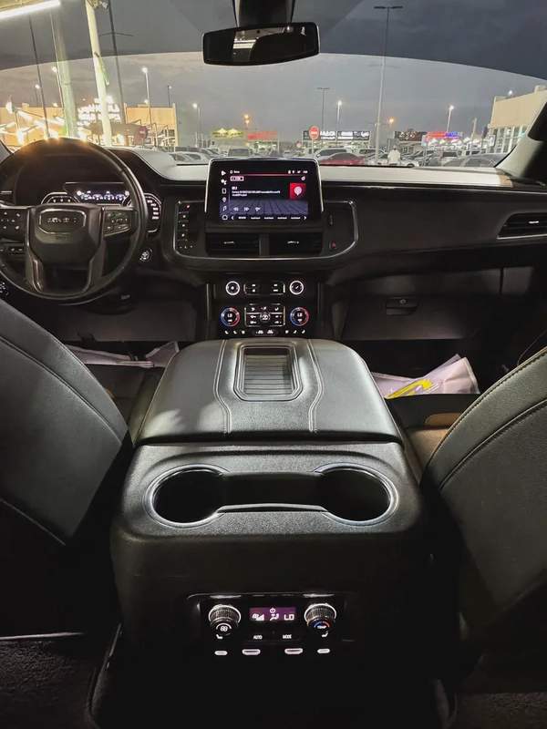 GMC Yukon AT4 2021 GCC
