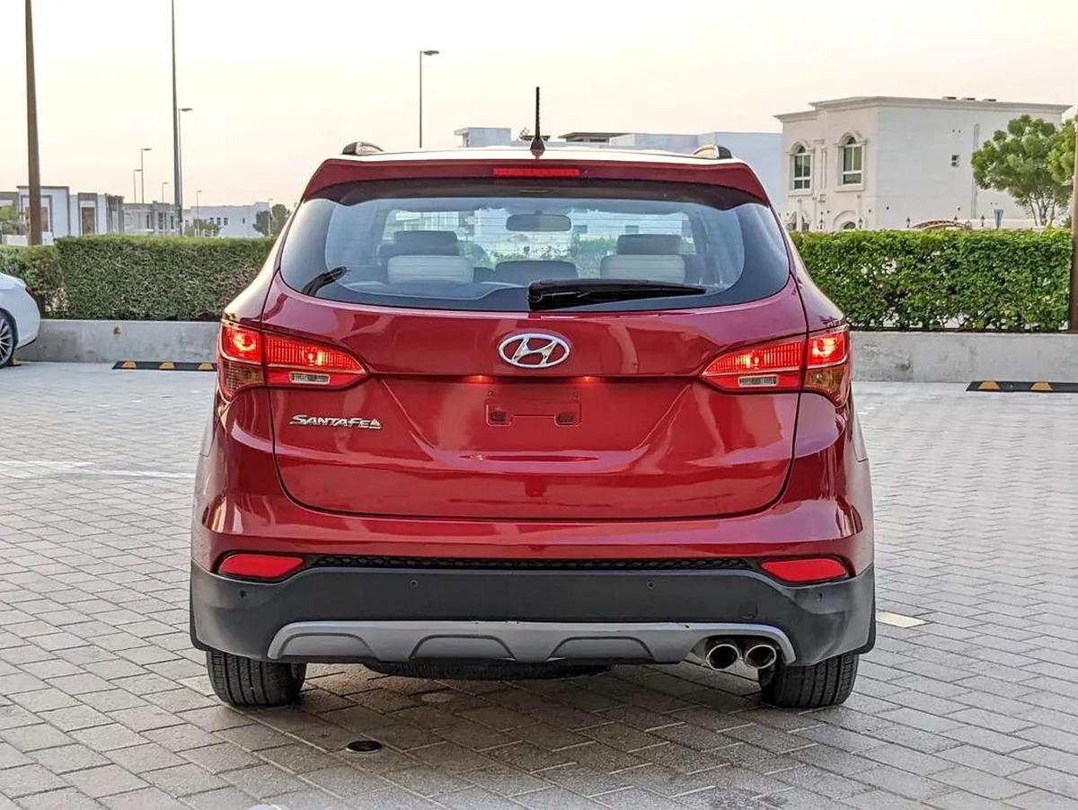 Hyundai Santa Fe 2016 GCC Mint Condition With Beige Interior Super 7 Seater Family SUV-13-13