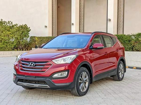 Hyundai Santa Fe 2016 GCC Mint Condition With Beige Interior Super 7 Seater Family SUV