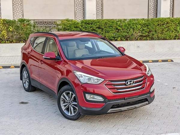 Hyundai Santa Fe 2016 GCC Mint Condition With Beige Interior Super 7 Seater Family SUV