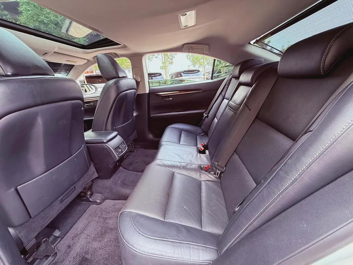Lexus ES 350 2013, American Specs - GCC Resale-10-10