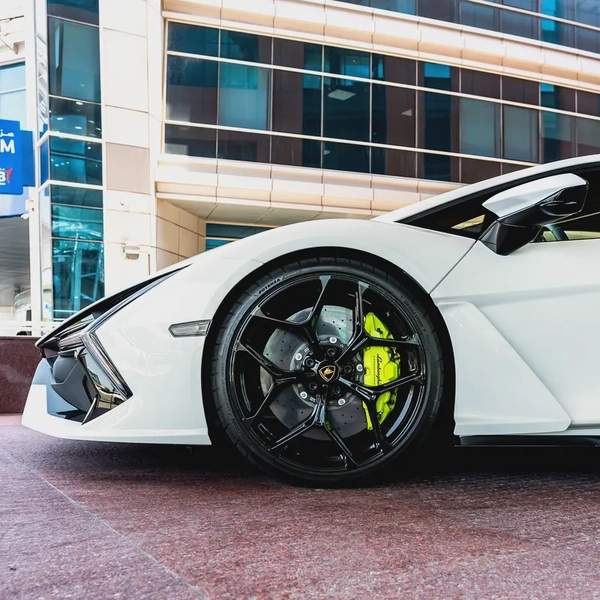 2024 LAMBORGHINI REVUELTO BRAND NEW ( FREE SERVICE CONTRACT )