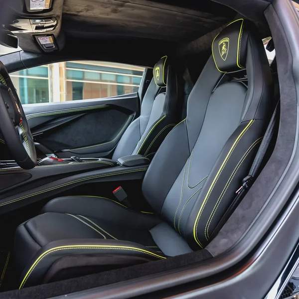 2024 LAMBORGHINI REVUELTO BRAND NEW ( FREE SERVICE CONTRACT )