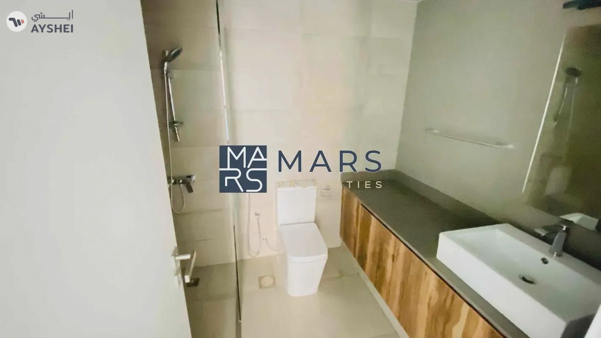 Spacious | High Capital Appreciation | Brand New | Private Garden-17-17