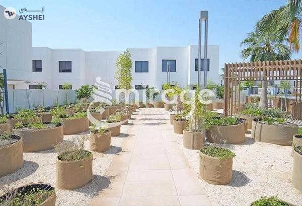 TOWNHOUSE FOR SALE IN NOYA 1, NOYA