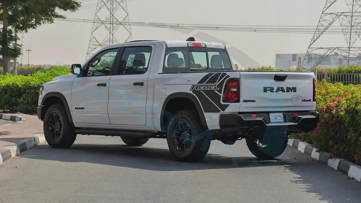( Only For Export ) 2026 RAM 1500 REBEL 4X4 3.0TT HURRICANE GCC 0Km ( BedLiner , RAMBOX )-4-4