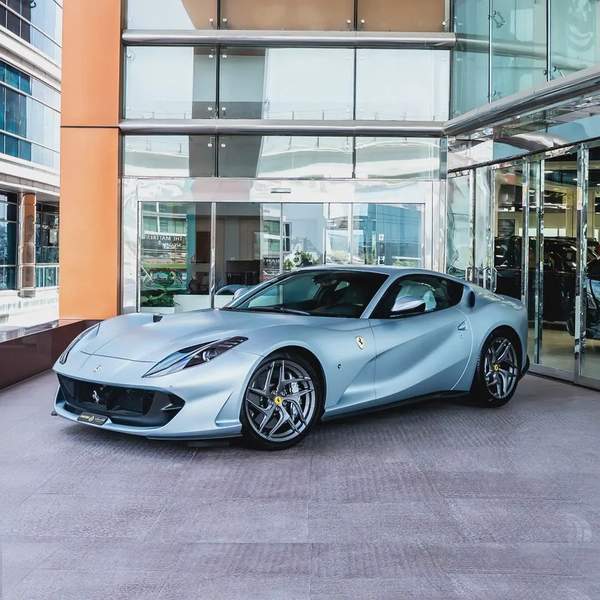 2018 FERRARI 812 SUPERFAST DONE 5000KM