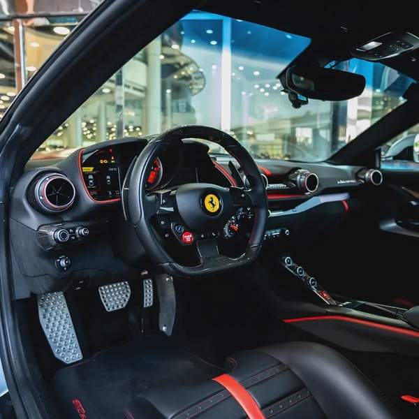 2018 FERRARI 812 SUPERFAST DONE 5000KM