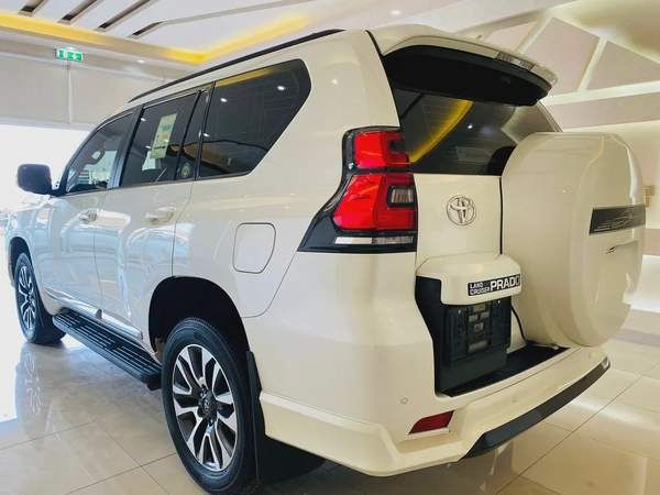 للبيع تويوتا برادو V6 موديل 2022 مواصفات خليجية